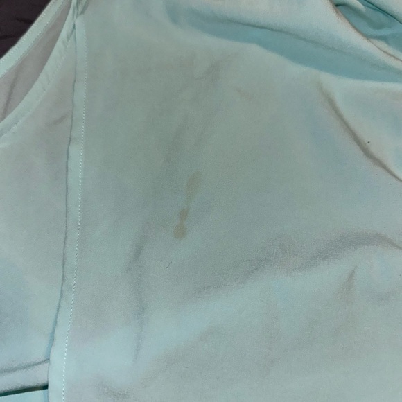 *RARE* Lululemon Rollin' With My Om'ies Tank in Aquamarine Size 8 - Picture 7 of 8